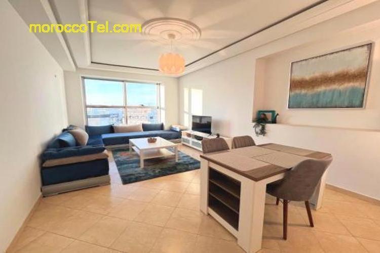 Convenient 2 Bedroom with Seaview