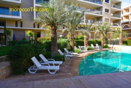 Cosy Apartment City Center Pool View