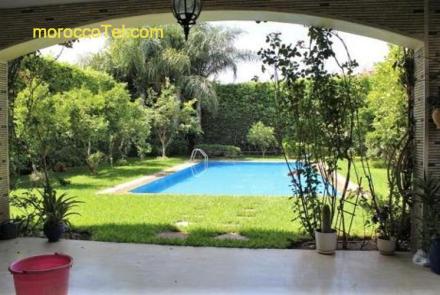 Magnifique villa avec piscine pour famille uniquement