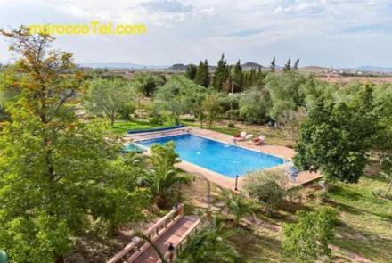 Maison avec piscine et grand jardin 1 hectare