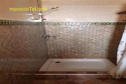 Havre de paix pied dans l'eau